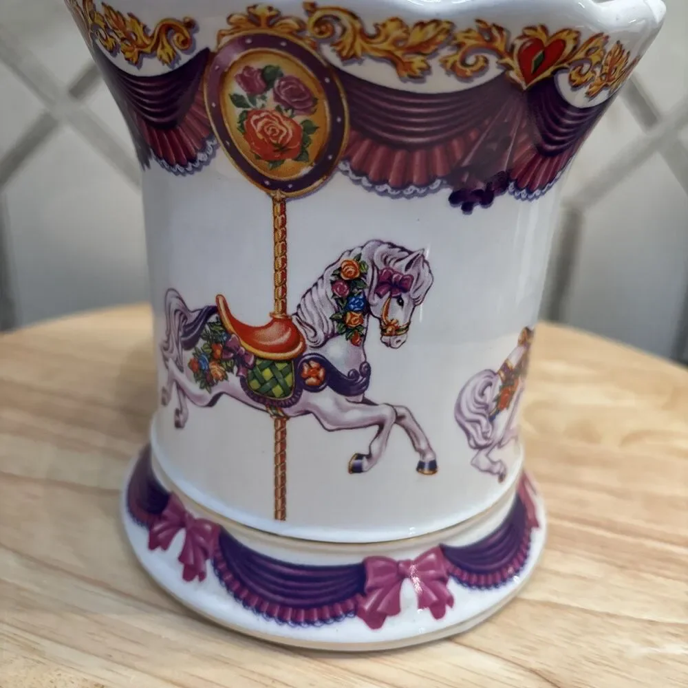 Vtg 1982 Teleflora Ceramic canister musical carousel horse design 8